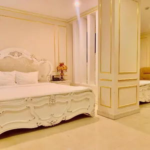 https://tuyet-son.dananghotels.net
