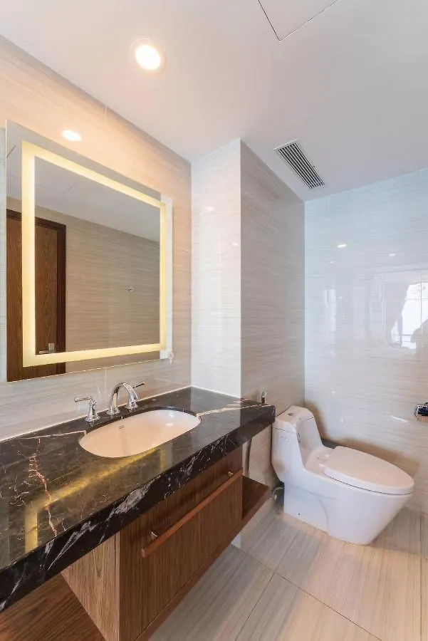Aparthotel Panorama Oceanic Grand Residences Nha Trang Vietnam